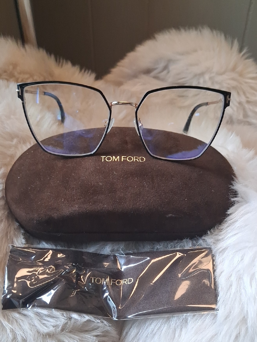 NWOT RXable Tom Ford 5574-B Eyeglass Frames Black & Gold